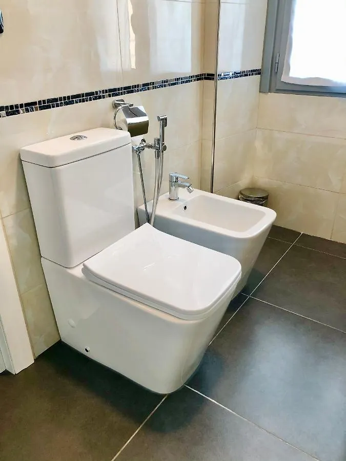 Hotel Folen ميلان إيطاليا