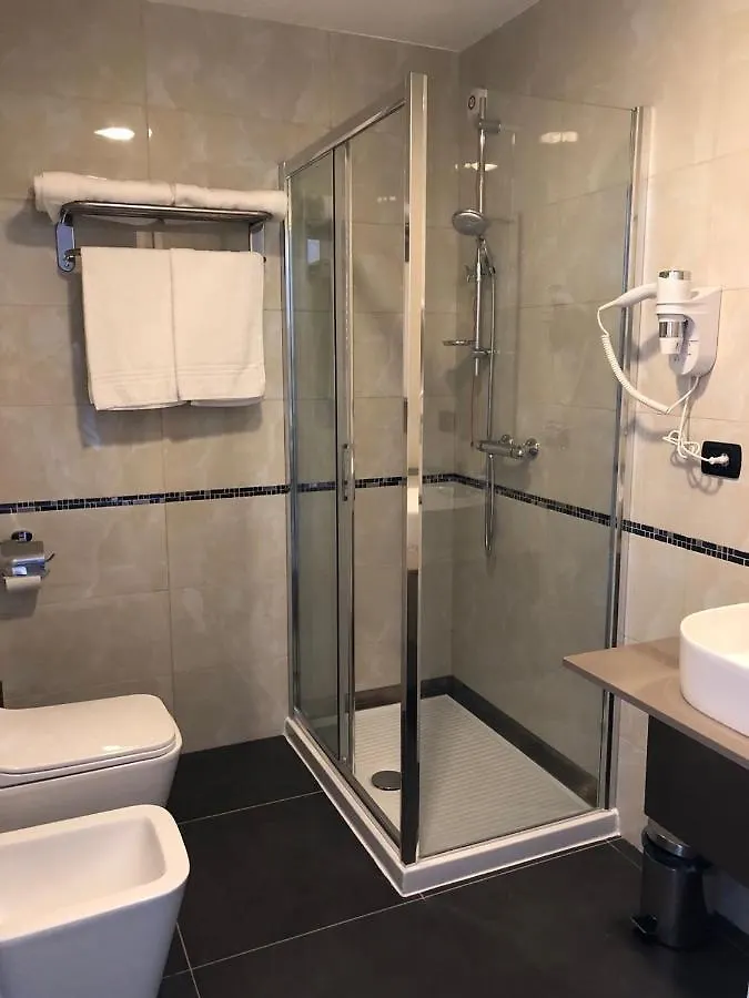 Hotel Folen ميلان