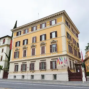 Roma Room Hotel فندق