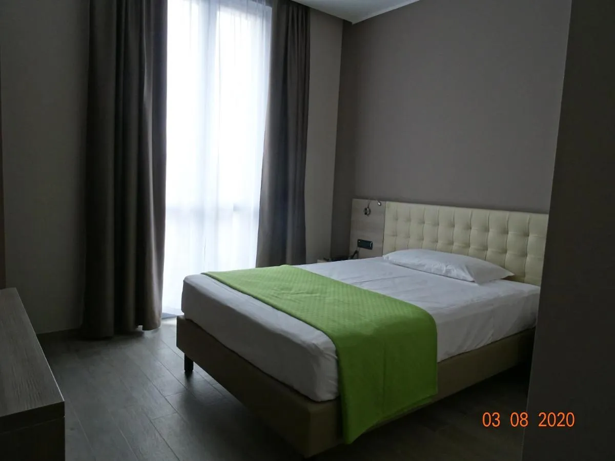 Hotel Folen Milan